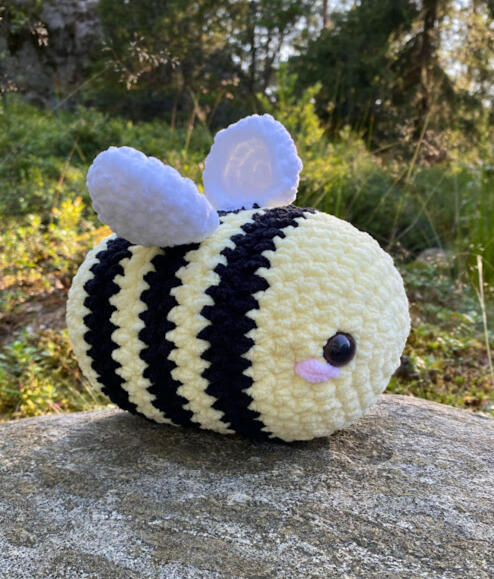 Jumbo Bee